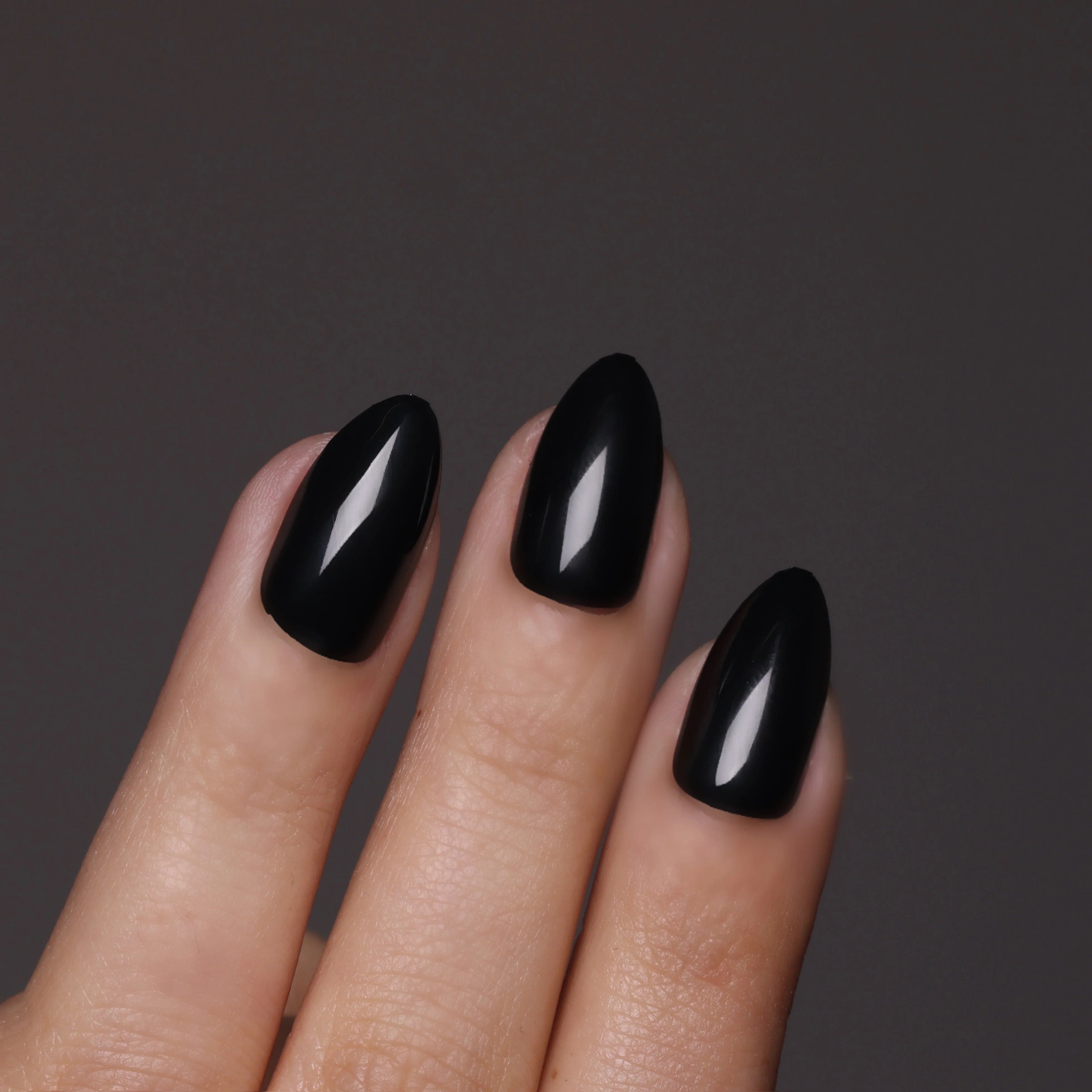 Myrthe almond Softgel Press On Nails (inkl. Klebesticker & Nagelkleber) - Image 4
