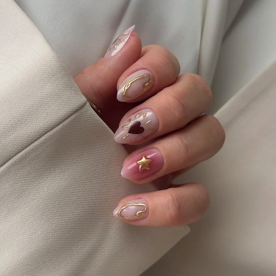 Pure heart Almond 3D NAILDZ Softgel Press On Nails (inkl. Klebesticker & Nagelkleber) (Kopie) - Image 4